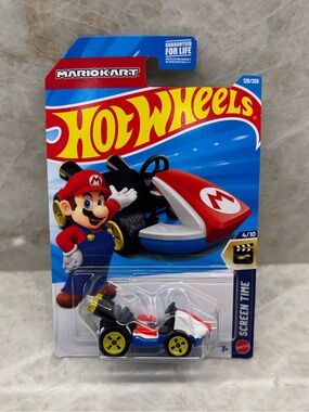 Hot Wheels Mario Kart Standard Kart 4/10